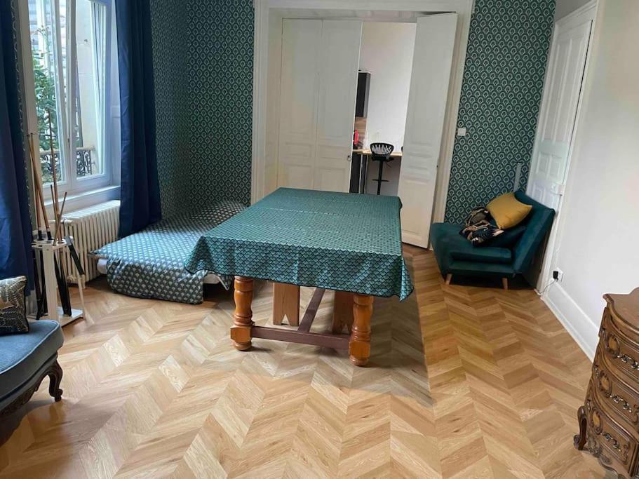 Appartement De Caractere Mirecourt Екстериор снимка