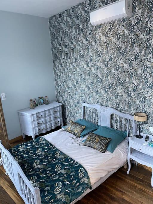 Appartement De Caractere Mirecourt Екстериор снимка